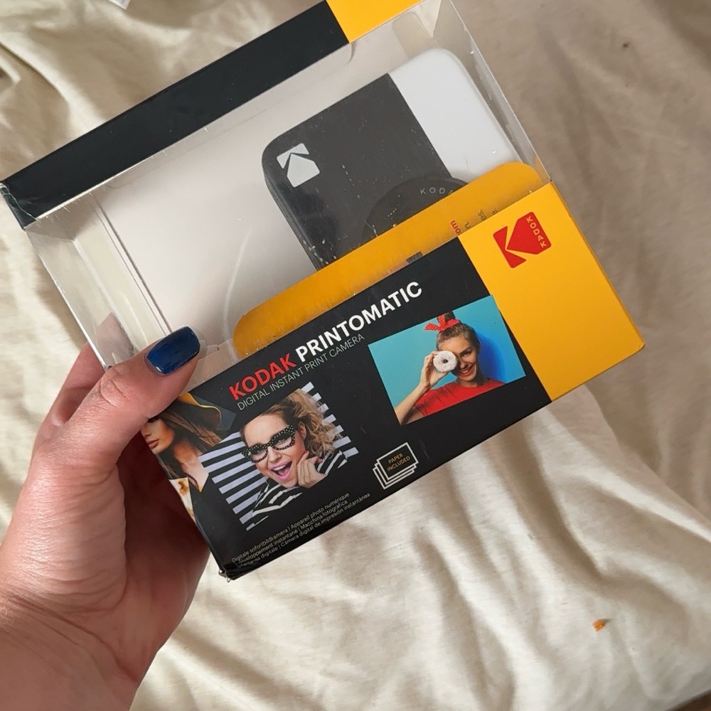 Kodak Printomatic Camera in Yellow and Black
